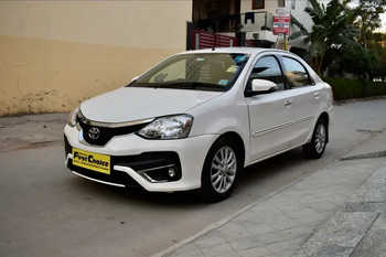 Per KM Billing vs Fixed Package Pricing: Which One Hides More Charges on Your Car For Rent?