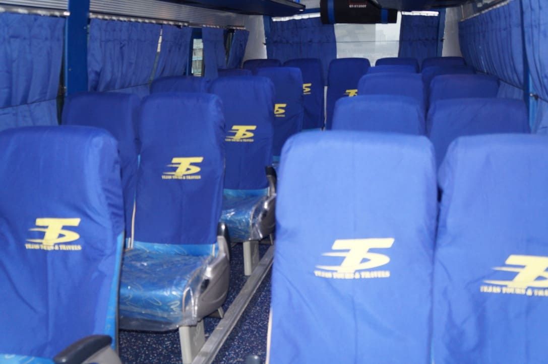 19 Seater Mini Bus A/C 2/2