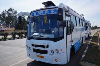 20 Seater Tempo Traveller A/C 2/2