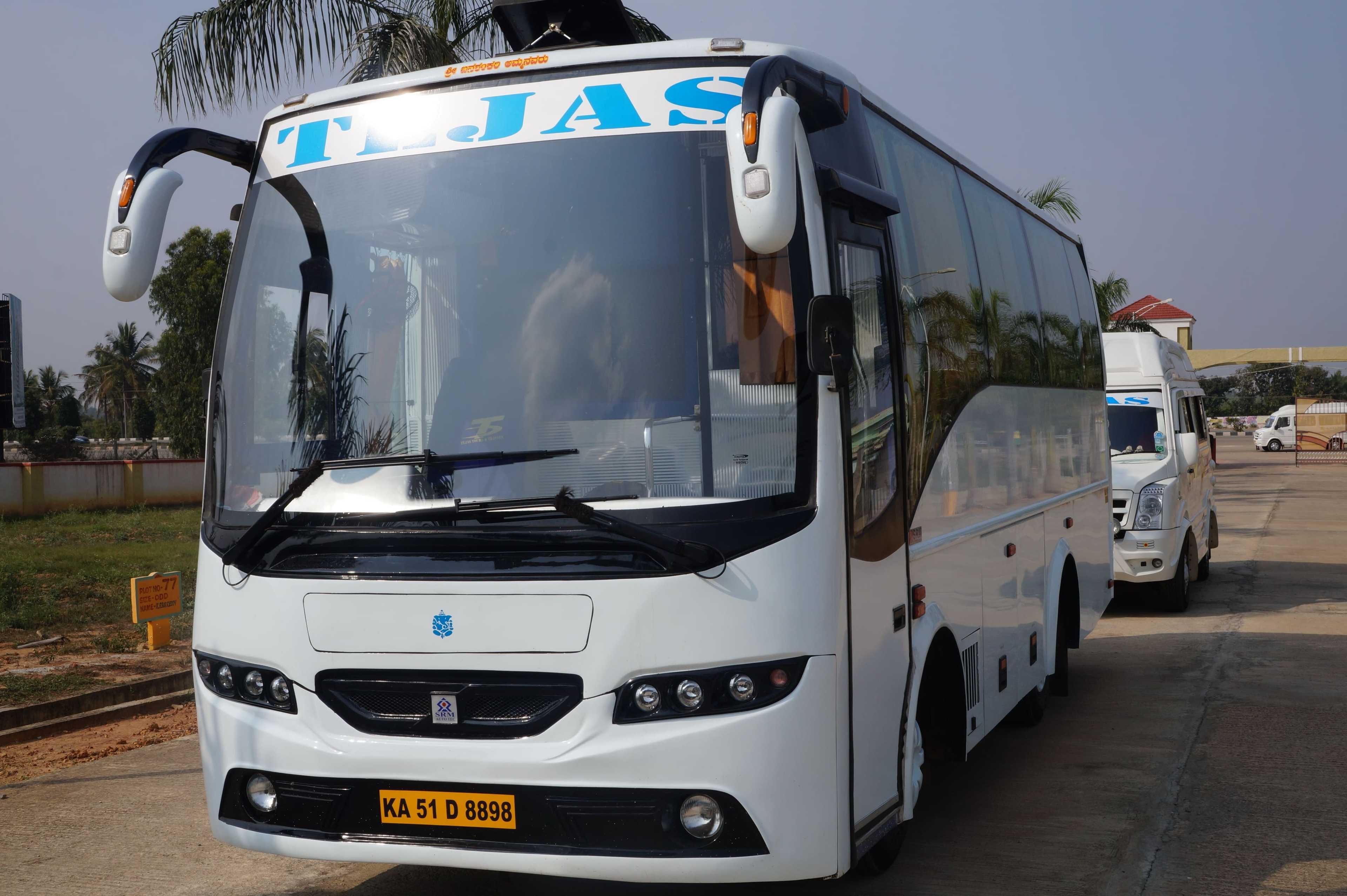 27 Seater Bus A/C 2/1