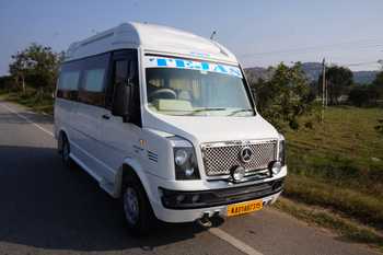 8 Seater Tempo Traveller Executive A/C 1/1	