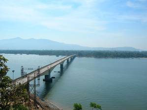 Kali River Bridge and Kali River Garden