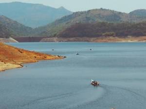 Karaiyar Dam and Banatheertham Falls