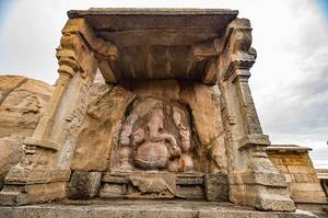 Naga Linga and the Lepakshi Ganesha
