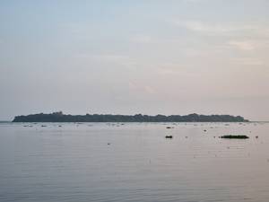 Pathiramanal Island