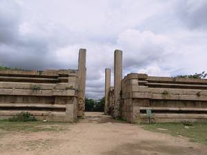 Raya Gopura