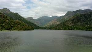 Varadhamanadhi Dam