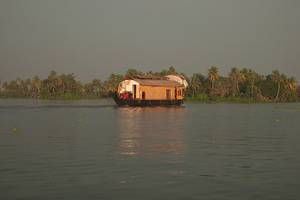 Vembanad Lake and Houseboat Cruises