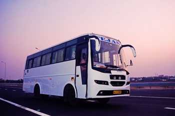 20 seater mini bus A/C 2/2