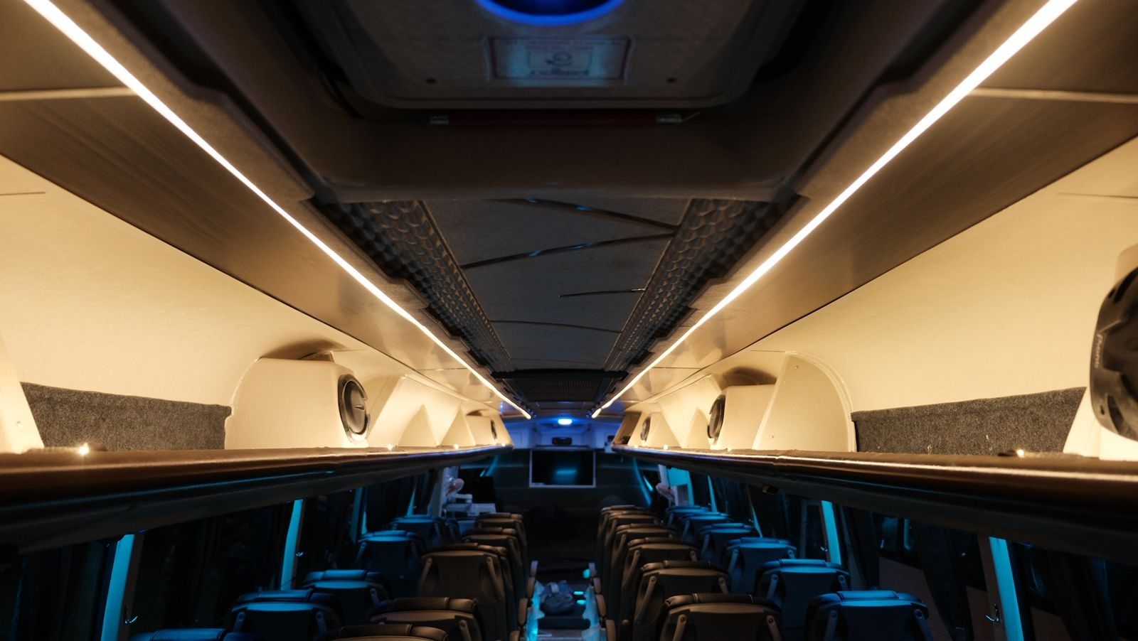 45 Seater Bus A/c 2/2