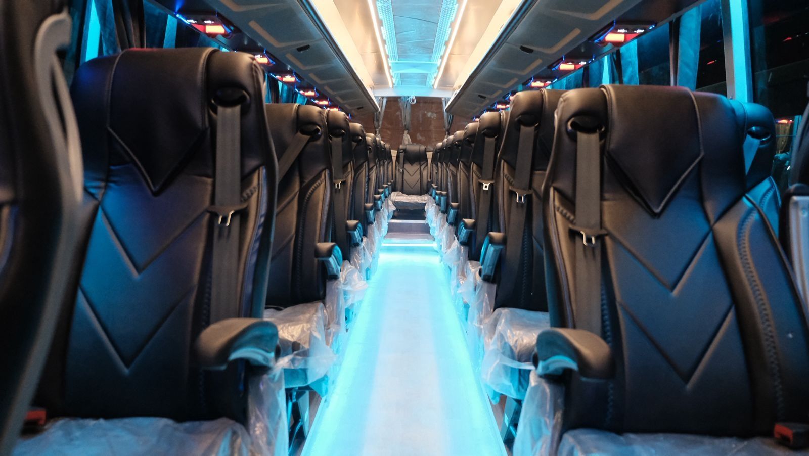 35 Seater Bus A/C 2/2