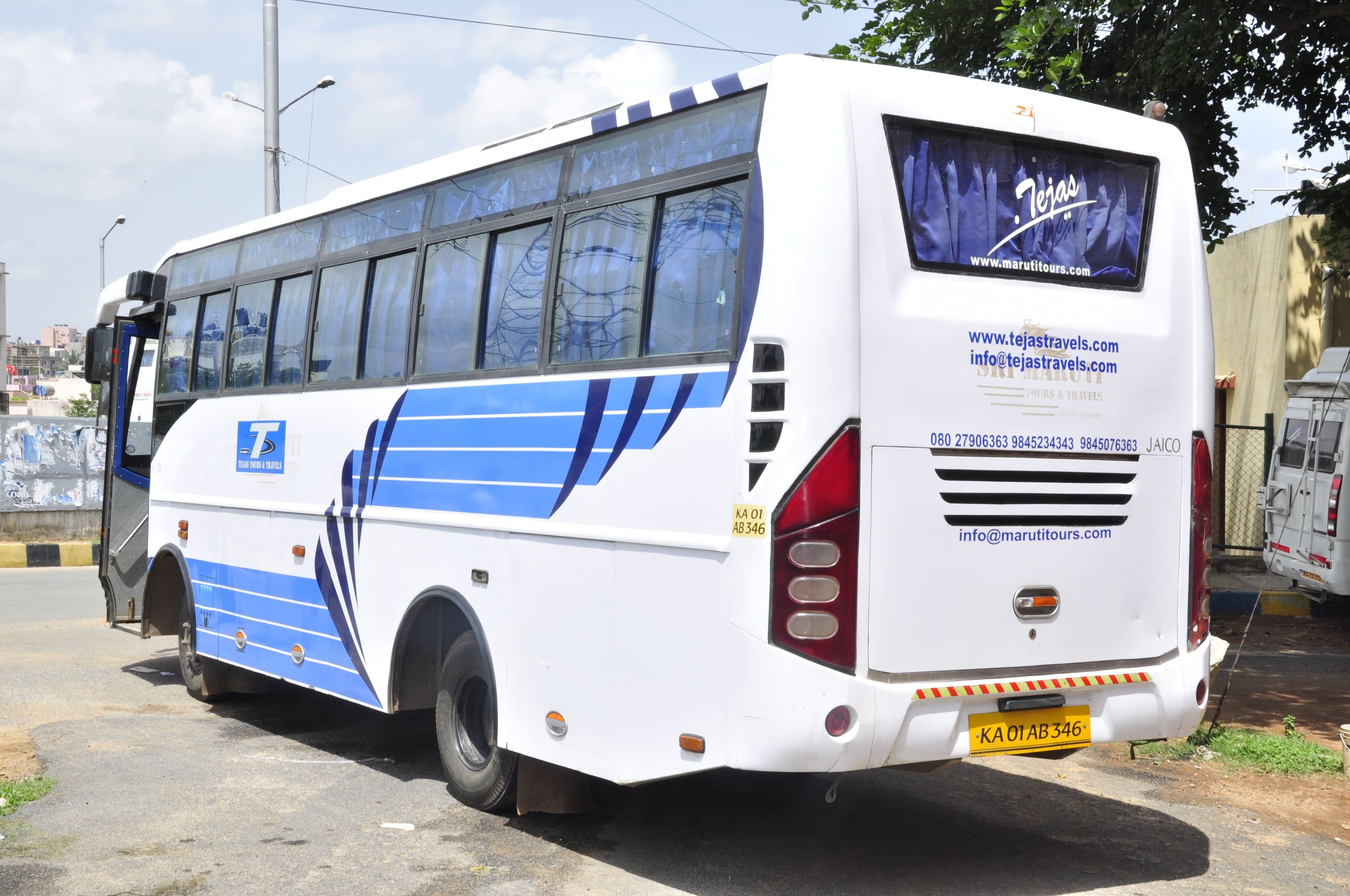 30 Seater Bus A/C 2/2