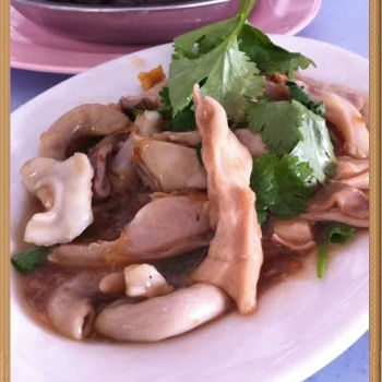 Fried Pig's Intestines With Garlic