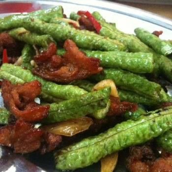Fried Bean with Pork