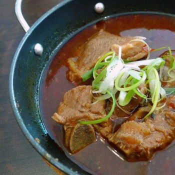Spicy Pork Ribs Claypot (辛辣排骨)