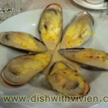Mussel With Suspicious Looking Cream Sauce