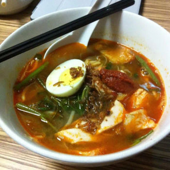 Tom Yam Noodle