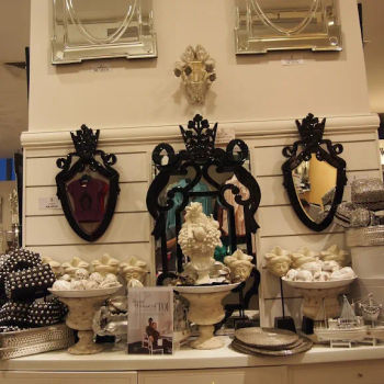 West 57th St.Cafe (Zang Toi)