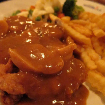 Classic Fried Chicken Chop in Mushroom Sauce