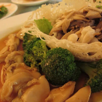 Braised Abalone Slice with Wild Mushroom Basket