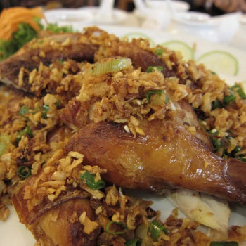 Roasted Chicken with fried garlic