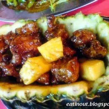 "Bo Lor" (菠萝) ribs