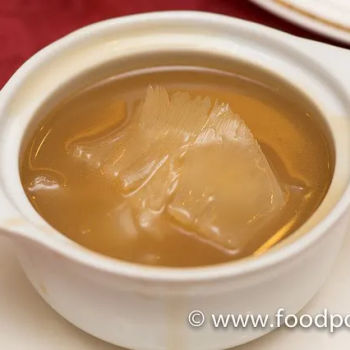 Premium Sharks Fin Soup That Come With Comb Type Fins