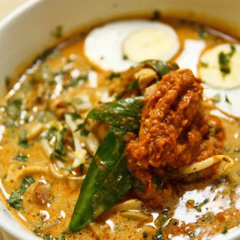 Henry Cook Laksa (Without Egg- RM6.90, With Egg- RM7.90)