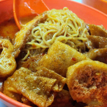 Wantan Curry Mee