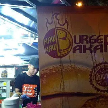 Burger Bakar Kaw Kaw sign