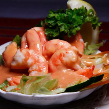 Fresh Shrimps Or Crabmeat Cocktail