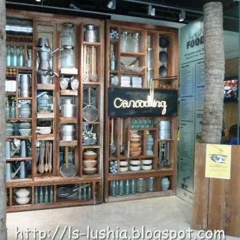 Canoodling @ Bangsar Village I