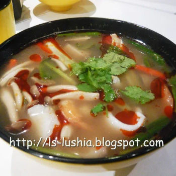 Tom Yam Noodles