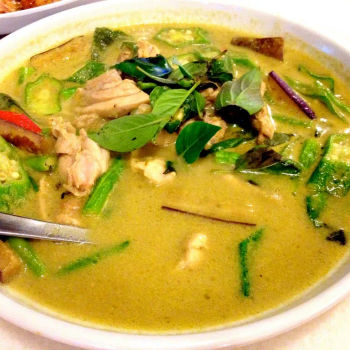 Green Curry Chicken