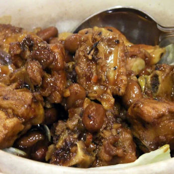 Braised Pork Ribs with Peanut Sauce