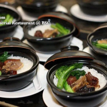 Mini Claypot Rice with Hong Kong Waxed Sausage (煲仔腊味饭)