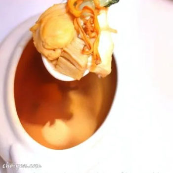 Double Boiled Baby Abalone with Fish Maw with Cordyceps Flower Soup