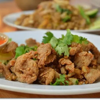 Fried Pork with Garlic