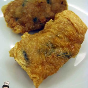 Deep Fried Fish Cakes  腐丝炸鱼饼