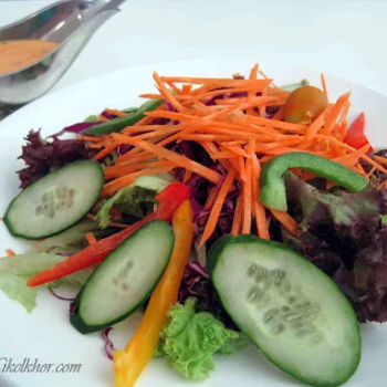 Garden Salad with Thousands Island topping