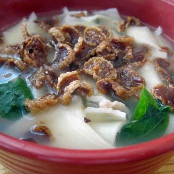 Special Soup with Thick Noodles