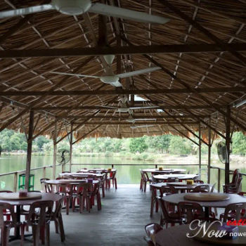 甘文丁湖上美食馆 Kemunting Lake View Restaurant