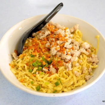 Hakka Noodles