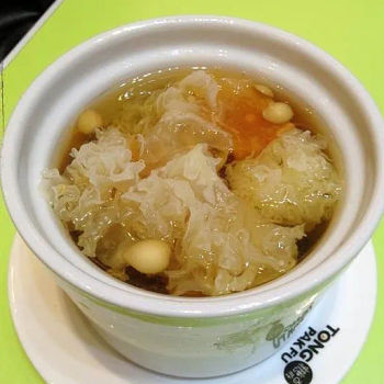 Double Boiled Snow Pear With Snow Fungus