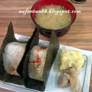 Onigiri Filling With Fried Prawn And Chuka Idako (Octopus)