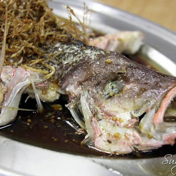 Signature Deep Fried Red Snapper (油浸红鲷鱼)