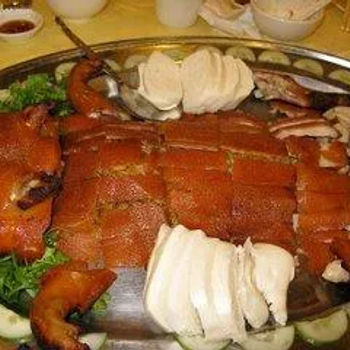 Glutinous Rice Suckling Pig