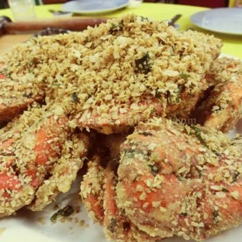 Deep-Fried Crabs with Oats