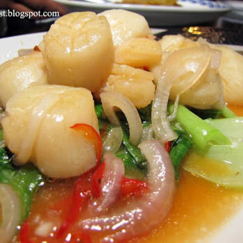 Bak Choy Seared with Scallops in XO Sauce