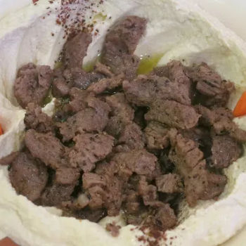 Creamy Hummus And Peppery Lamb